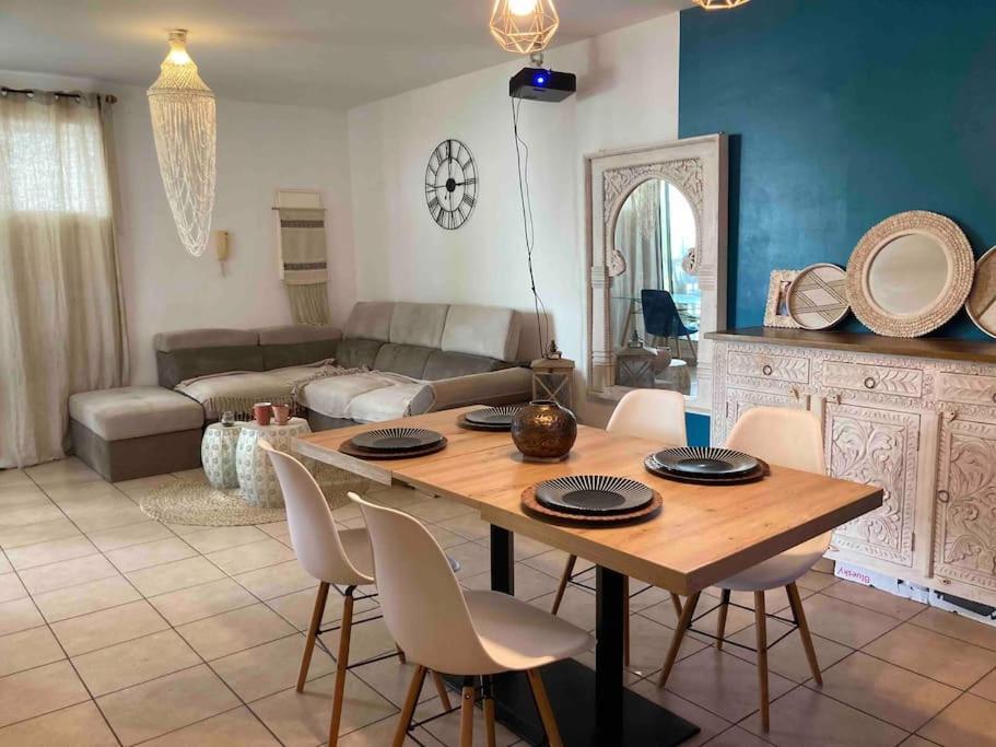 Terre Sainte : Charmant Appart 5 Min De La Plage Apartman Kültér fotó